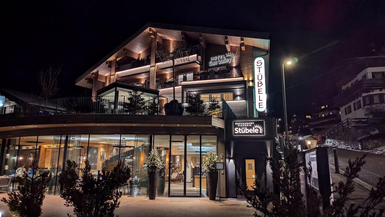 Hotel Sun Valley in Wolkenstein - Außenansicht und Umgebung